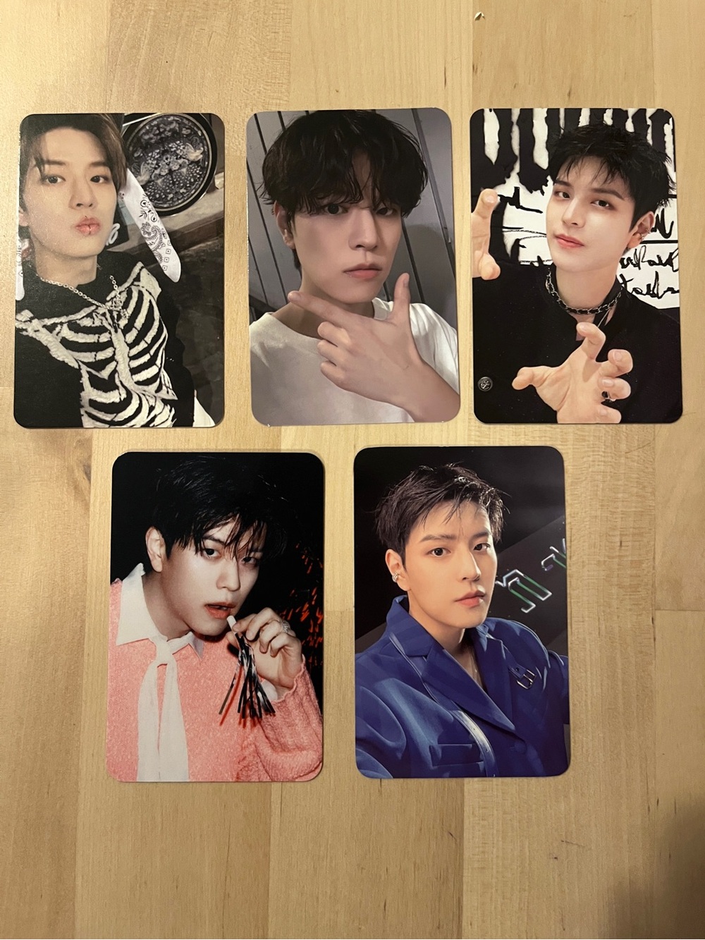 Set of 5 OFFICIAL Seungmin of Stray Kids photocards (set #6)